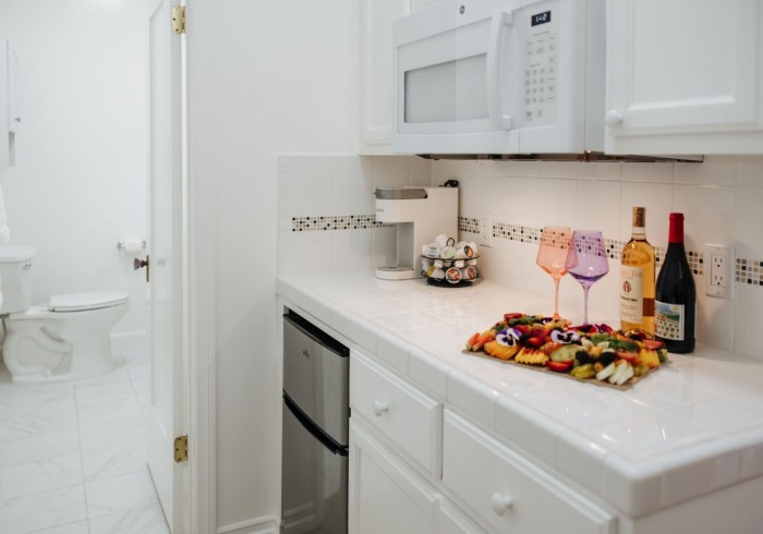 King Oceanview Studio with Balcony - 7