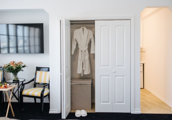 King Standard Studio - 1